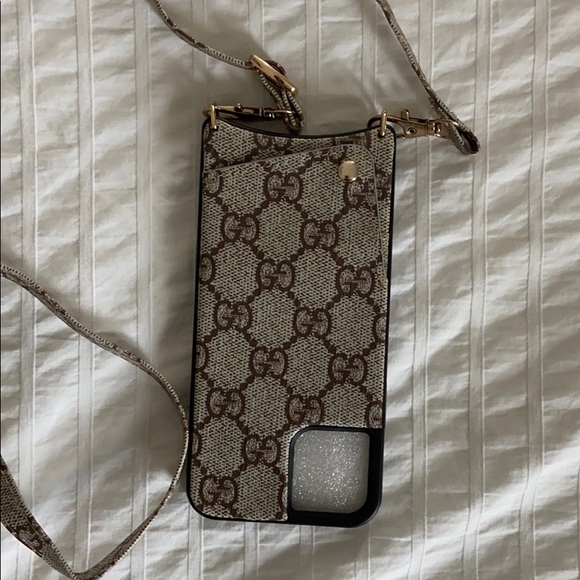 New iPhone 11 Pro cross body case - Picture 1 of 4